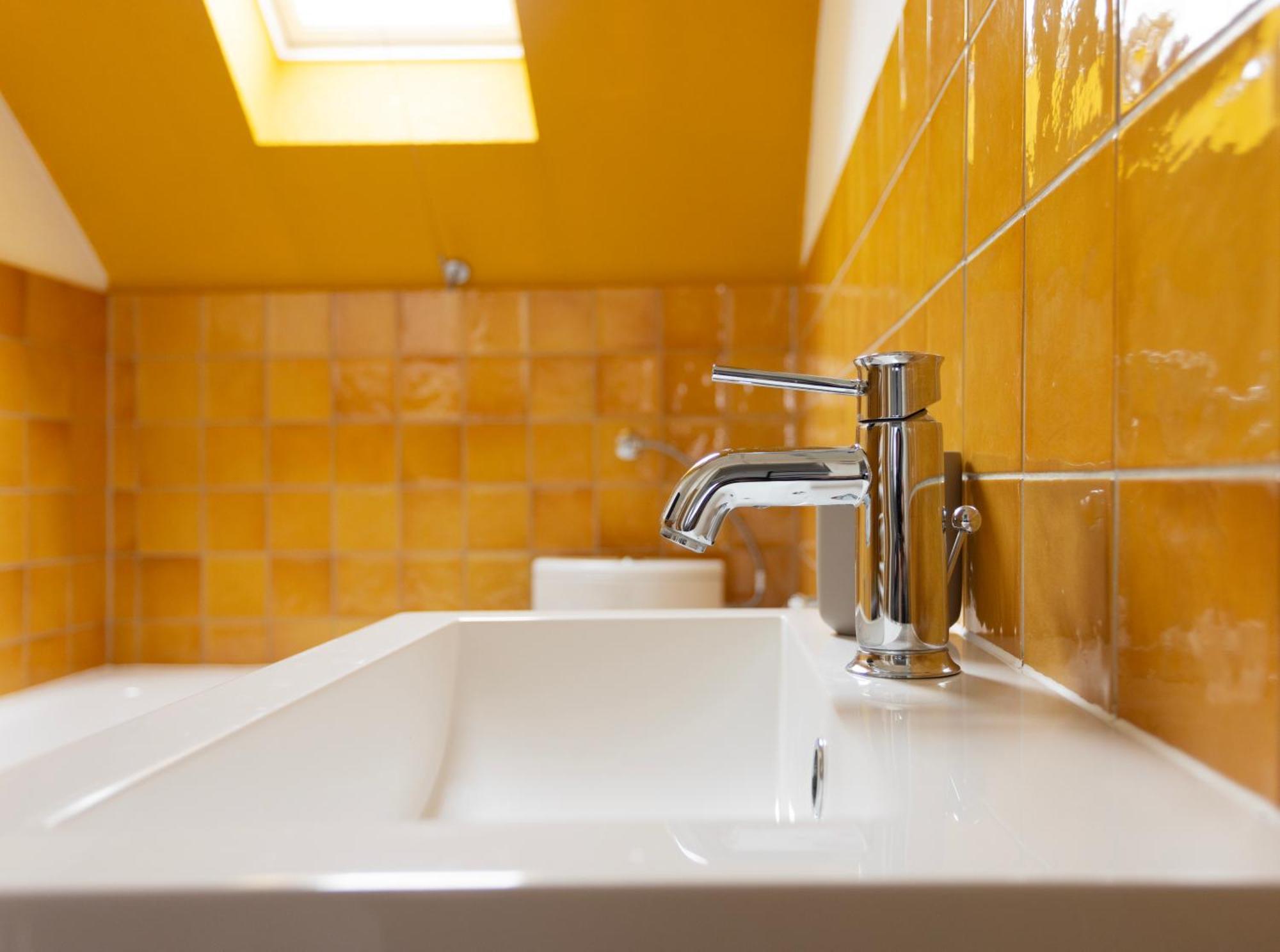 Big Flat With Fresh Renovation, Free Parking, Sonyps, Netflix Lägenhet Duisburg Exteriör bild