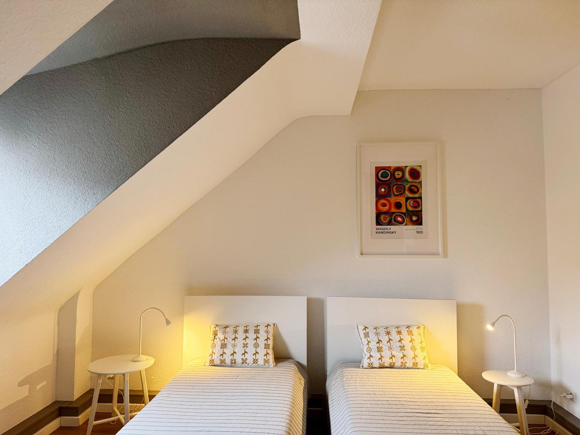 Big Flat With Fresh Renovation, Free Parking, Sonyps, Netflix Lägenhet Duisburg Exteriör bild